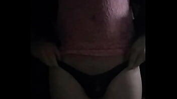 Ladyboy bionda pallida dal seno gigante Sarina Valentina cavalca un enorme cazzo nero Video